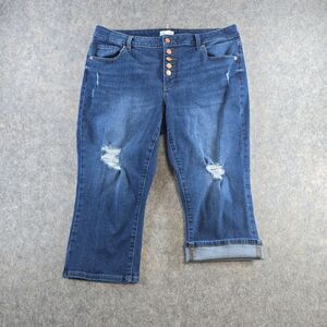 M Jeans by Maurices Capri Size 16W High Rise Button Fly Distressed Medium Wash